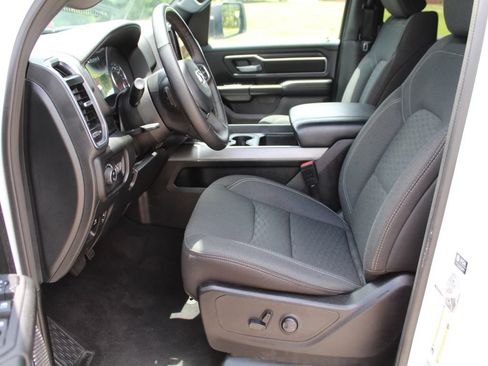 Used 2025 RAM 1500 Big Horn AWD/4WD image 10