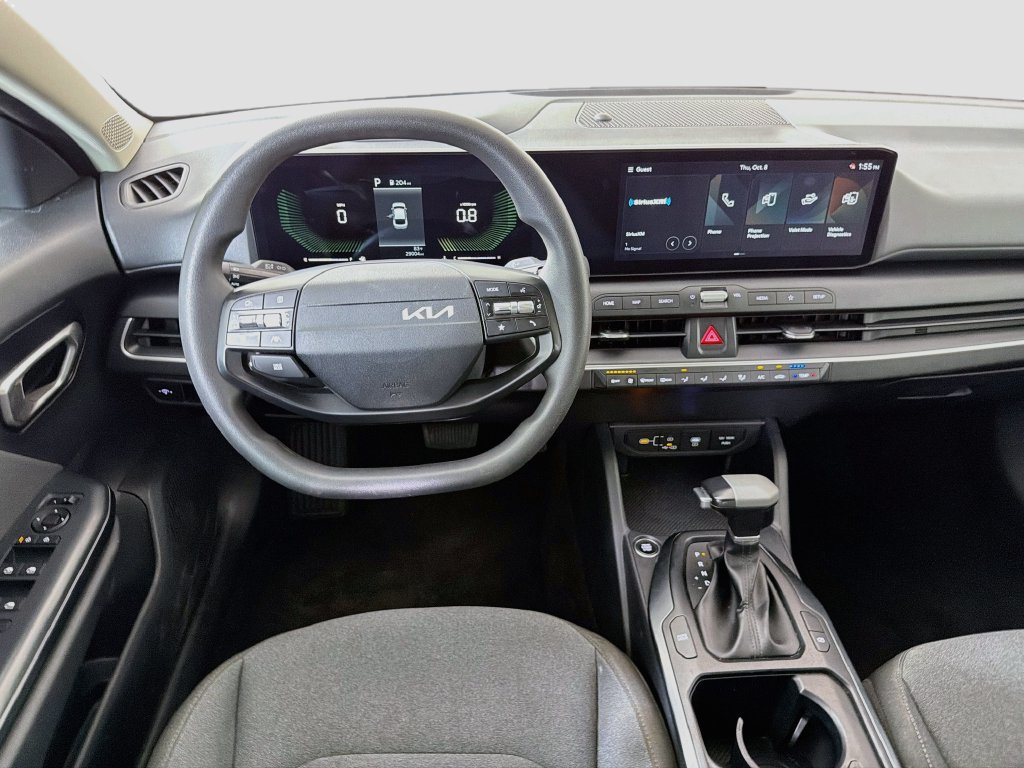 Used 2025 Kia K4 FWD image 25