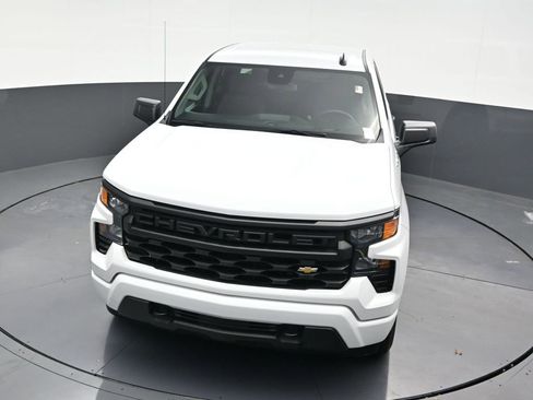 Used 2024 Chevrolet Silverado 1500 Custom image 24