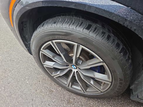 Used 2022 BMW X5 M50i w/ Premium Package AWD/4WD image 8