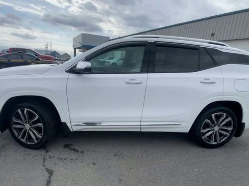 Used 2019 GMC Terrain Denali w/ Advanced Safety Package image 5