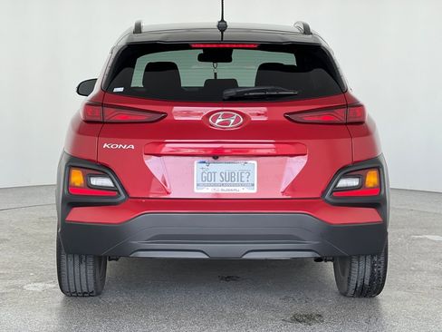 Used 2021 Hyundai Kona SEL w/ Winter Weather Package image 5