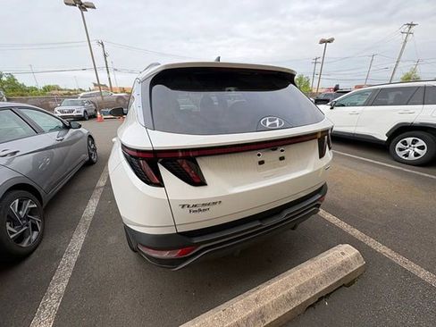 Certified 2023 Hyundai Tucson SEL AWD/4WD image 7