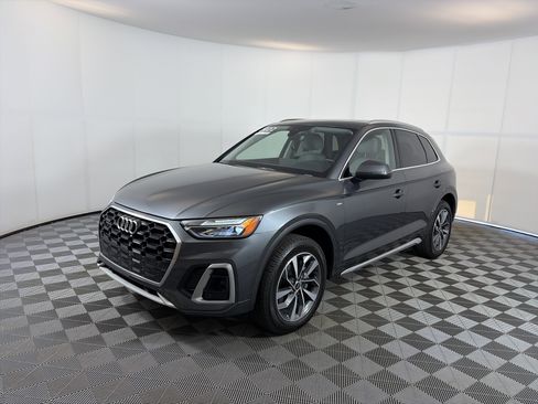 Used 2022 Audi Q5 2.0T Premium AWD/4WD image 2