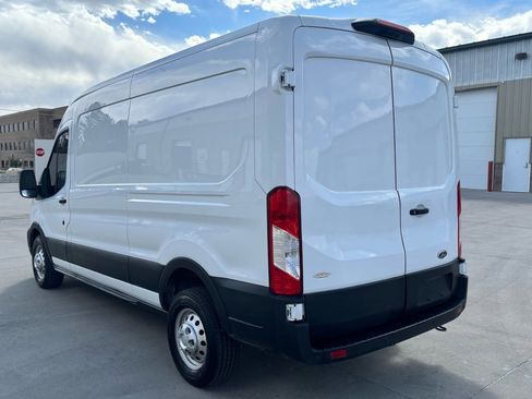 Used 2023 Ford Transit 250 Medium Roof AWD w/ Load Area Protection Package image 5