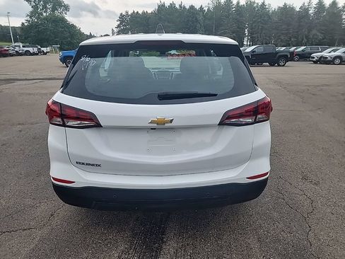 Used 2023 Chevrolet Equinox LS w/ Driver Confidence II Package AWD/4WD image 6