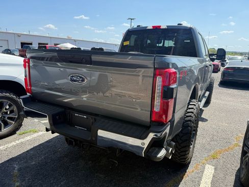 Used 2025 Ford F250 XLT w/ 360-Degree Camera Package image 7