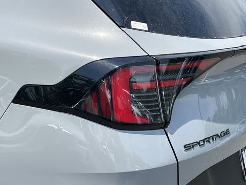 New 2026 Kia Sportage X-Line w/ X-Line Premium Package AWD/4WD image 22