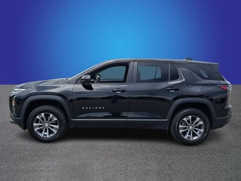 Used 2026 Chevrolet Equinox LT FWD image 7