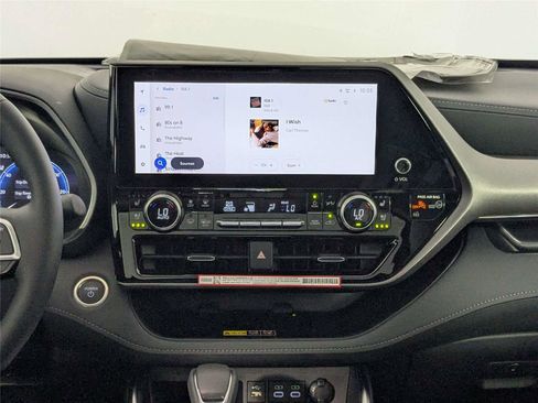 New 2026 Toyota Highlander Limited image 29