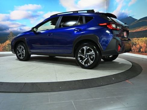 Certified 2025 Subaru Crosstrek 2.0i Premium image 6