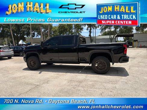 Used 2024 Chevrolet Silverado 2500 High Country w/ High Country Premium Package AWD/4WD image 6