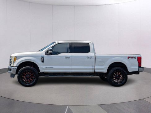 Used 2017 Ford F250 Lariat w/ Chrome Package AWD/4WD image 2