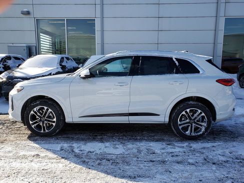 New 2025 Audi Q5 Premium Plus image 2