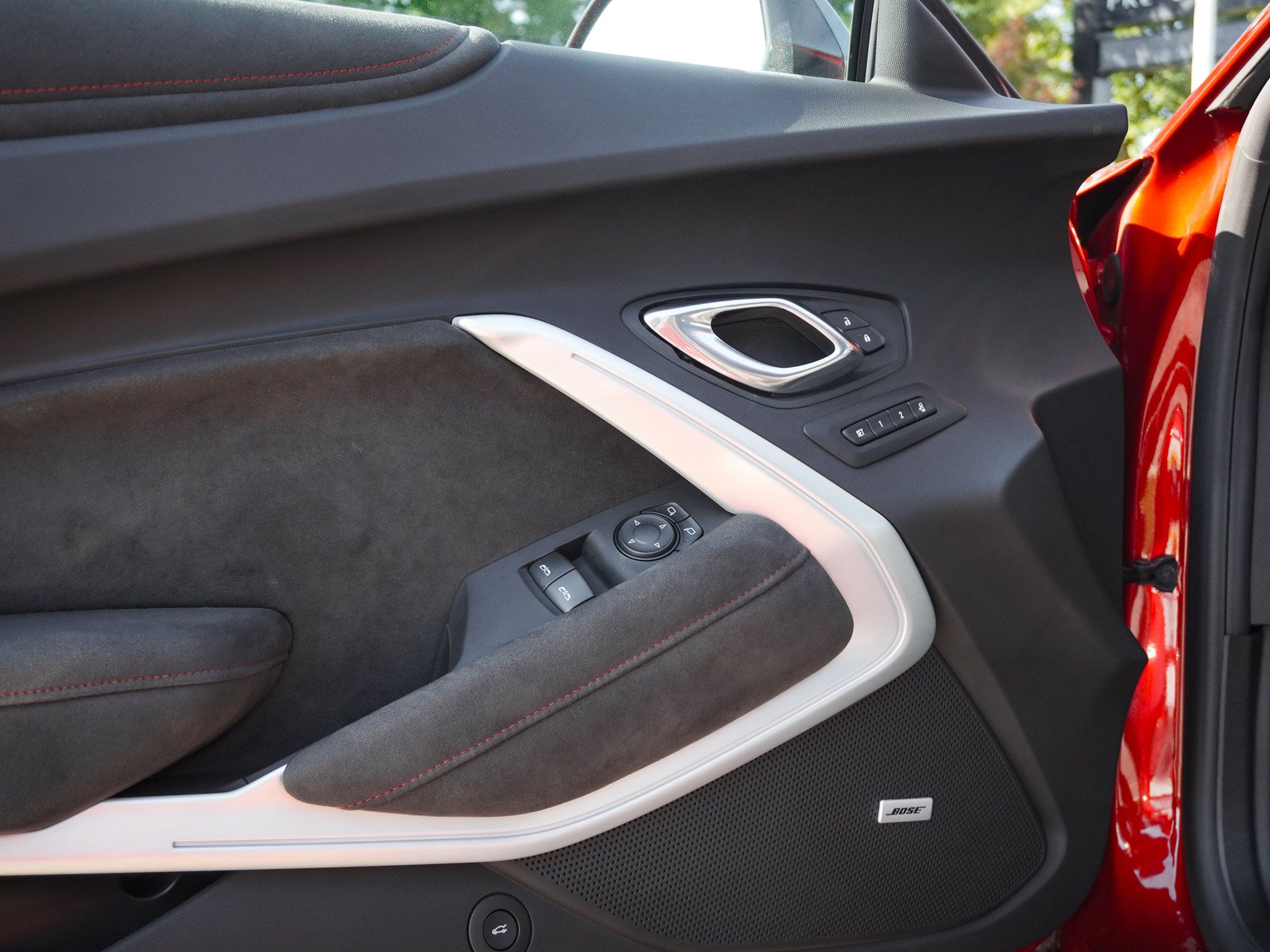 Used 2021 Chevrolet Camaro ZL1 RWD image 15