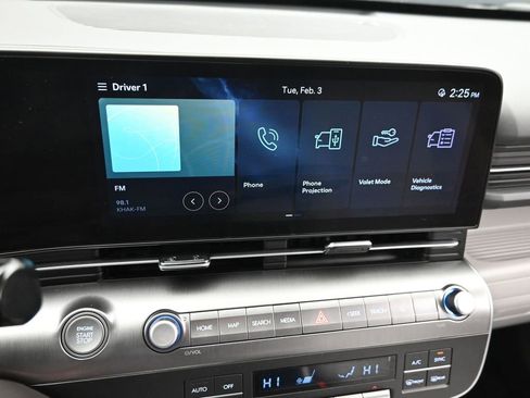 Used 2025 Hyundai Kona SEL image 20