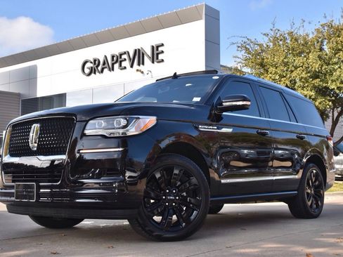 Certified 2024 Lincoln Navigator Reserve image 2