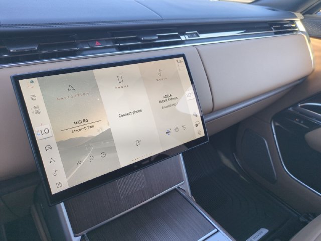 New 2027 Land Rover Range Rover Long Wheelbase Autobiography AWD/4WD image 11