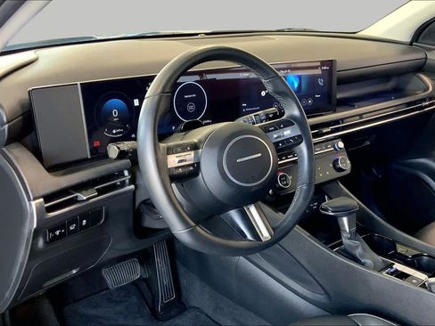 Certified 2025 Hyundai Tucson SEL FWD image 17