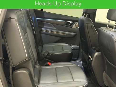 Certified 2026 Buick Enclave Avenir w/ Super Cruise Package AWD/4WD image 24