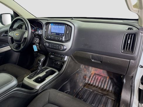 Used 2022 Chevrolet Colorado LT w/ Fleet Safety Package image 29