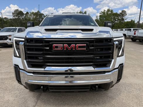 New 2026 GMC Sierra 2500 Pro w/ 1SA Pro Safety Plus Package AWD/4WD image 8