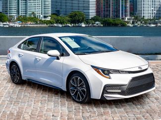 Used 2022 Toyota Corolla SE video 3