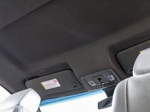 Used 2020 GMC Sierra 3500 SLT w/ SLT Premium Plus Package image 28