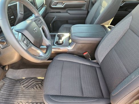 Used 2025 Chevrolet Silverado 2500 LT w/ Trail Boss Package image 12