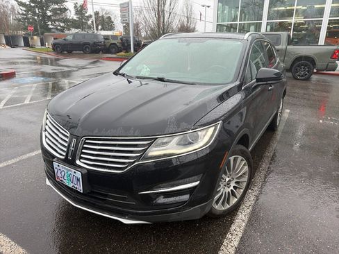 Used 2017 Lincoln MKC Reserve image 3