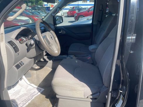 Used 2012 Nissan Frontier S AWD/4WD image 9