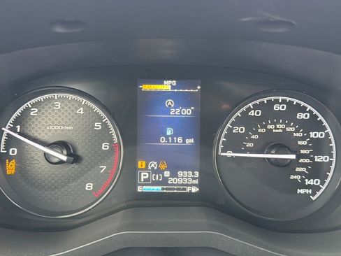 Certified 2024 Subaru Forester Base image 46