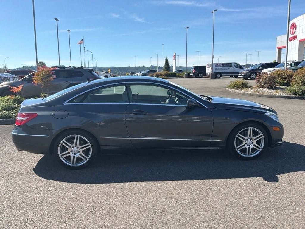 Used 2010 Mercedes-Benz E 350 Coupe image 4