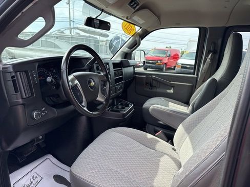 Used 2017 Chevrolet Express 2500 LS image 13