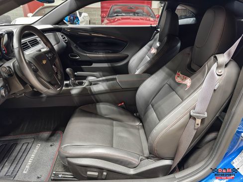 Used 2013 Chevrolet Camaro SS w/ Hot Wheels Special Edition RWD image 11
