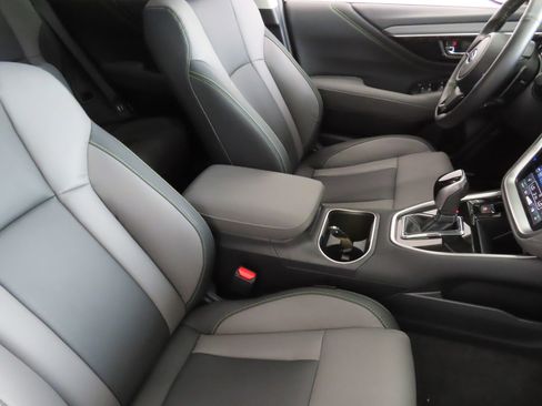 Certified 2025 Subaru Outback Onyx Edition image 25