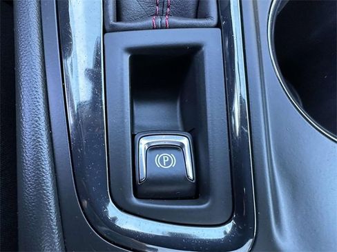 Certified 2023 Chevrolet Equinox RS w/ RS Leather Package image 31