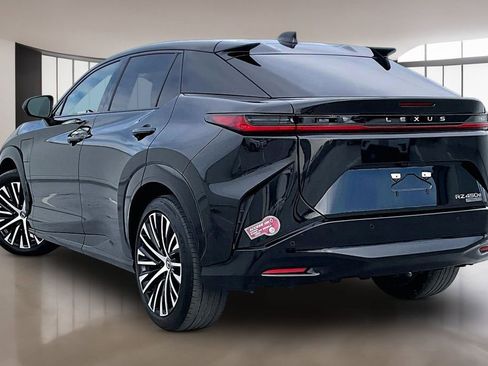 Used 2023 Lexus RZ 450e Premium w/ Accessory Package (2T) image 4