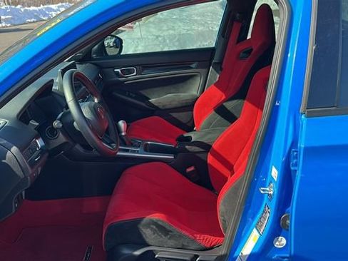 Used 2025 Honda Civic Type R image 9