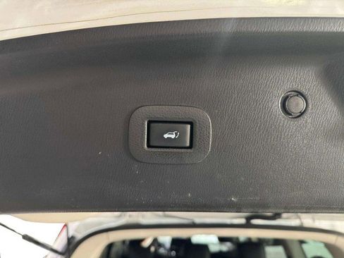 Used 2022 INFINITI QX80 Premium Select w/ Cargo Package image 29