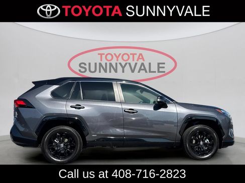 Used 2023 Toyota RAV4 XSE AWD/4WD image 10
