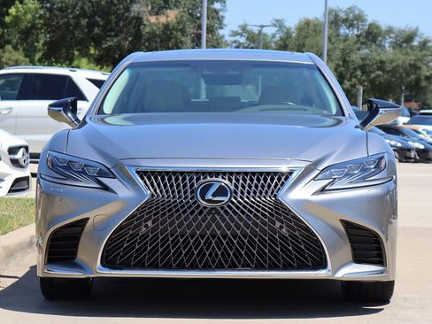 Used 2018 Lexus LS 500 image 3