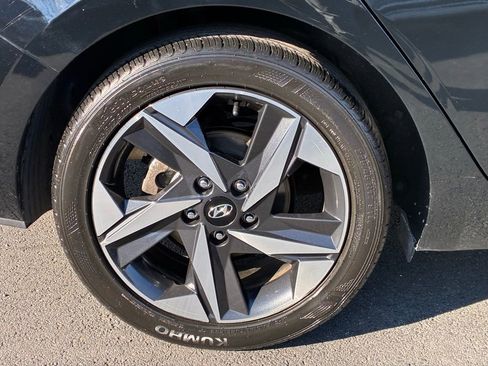 Used 2023 Hyundai Elantra SEL w/ Convenience Package image 41