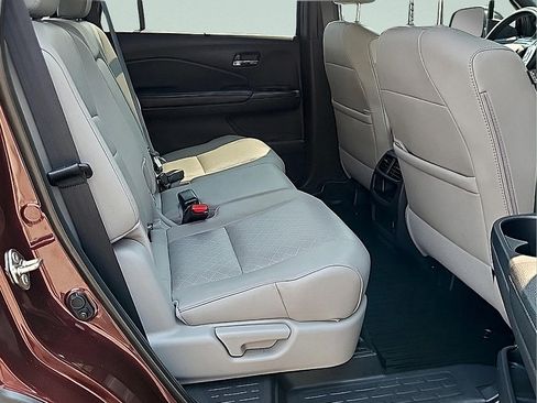 Used 2019 Honda Passport EX-L image 11