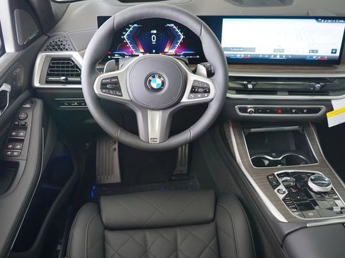 New 2026 BMW X7 xDrive40i w/ M Sport Package image 15