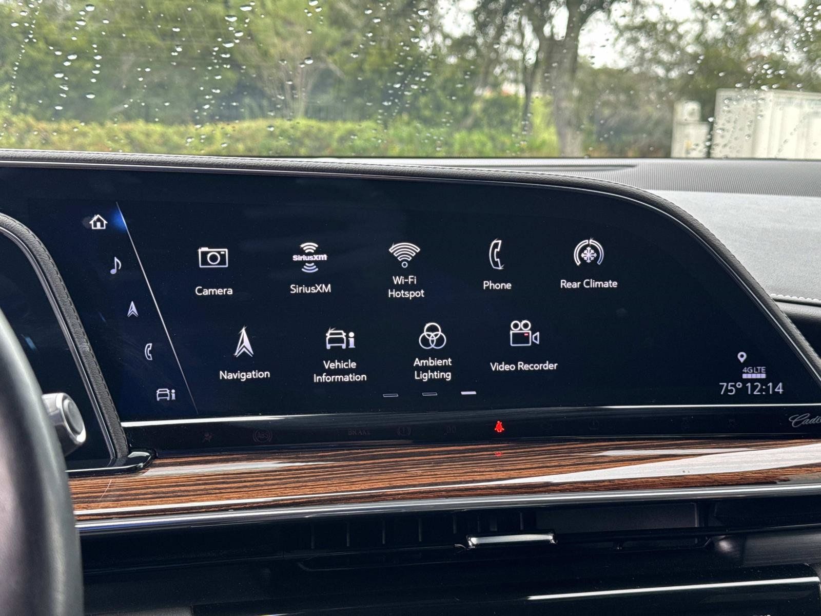 Used 2023 Cadillac Escalade Luxury RWD image 19