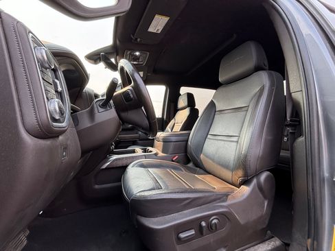Used 2022 GMC Sierra 1500 Denali w/ Denali Reserve Package AWD/4WD image 7