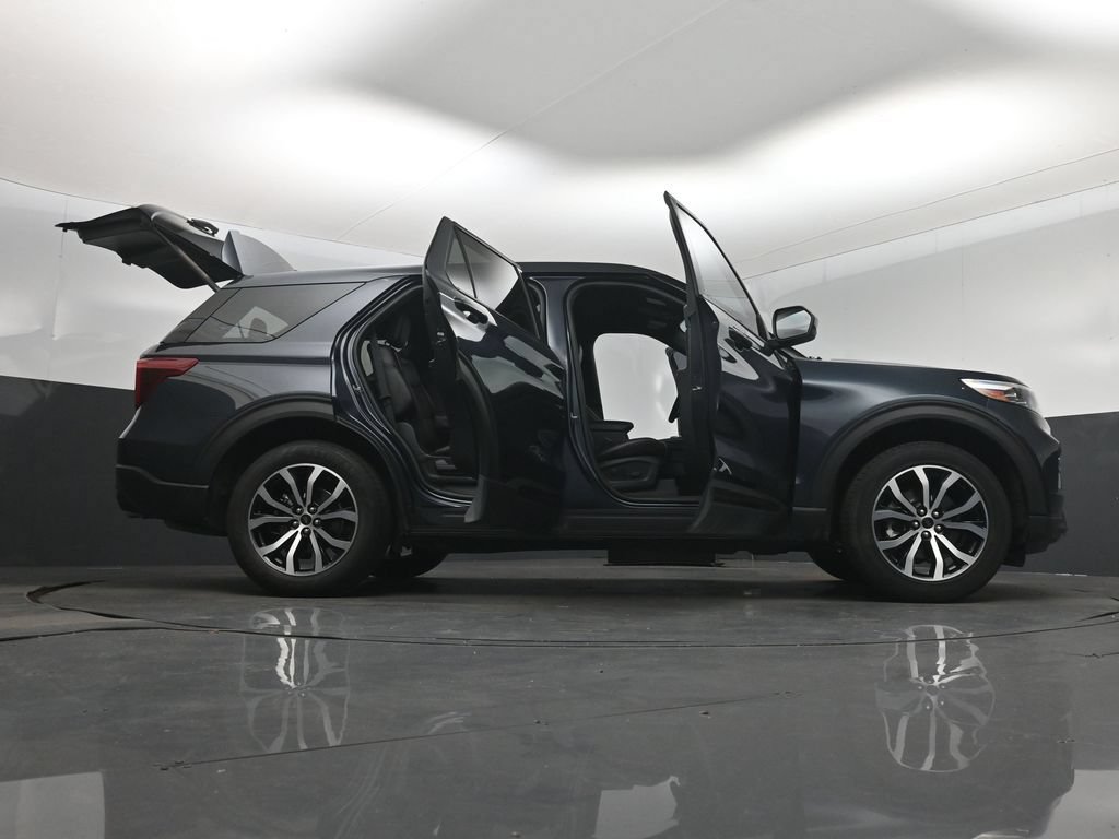 Used 2022 Ford Explorer ST AWD/4WD image 7