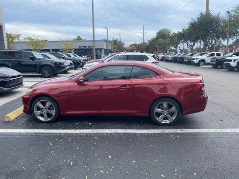 Used 2010 Lexus IS 250C image 4