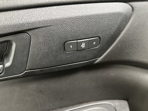 Used 2017 Chevrolet Traverse Premier AWD/4WD image 11